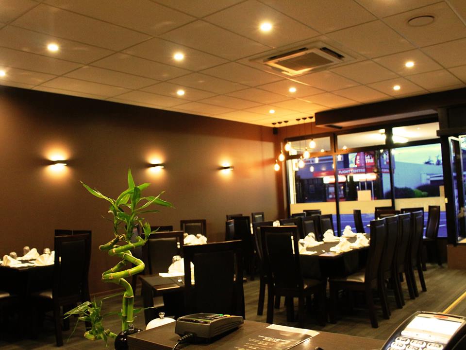 4 Flames Indian Restaurant